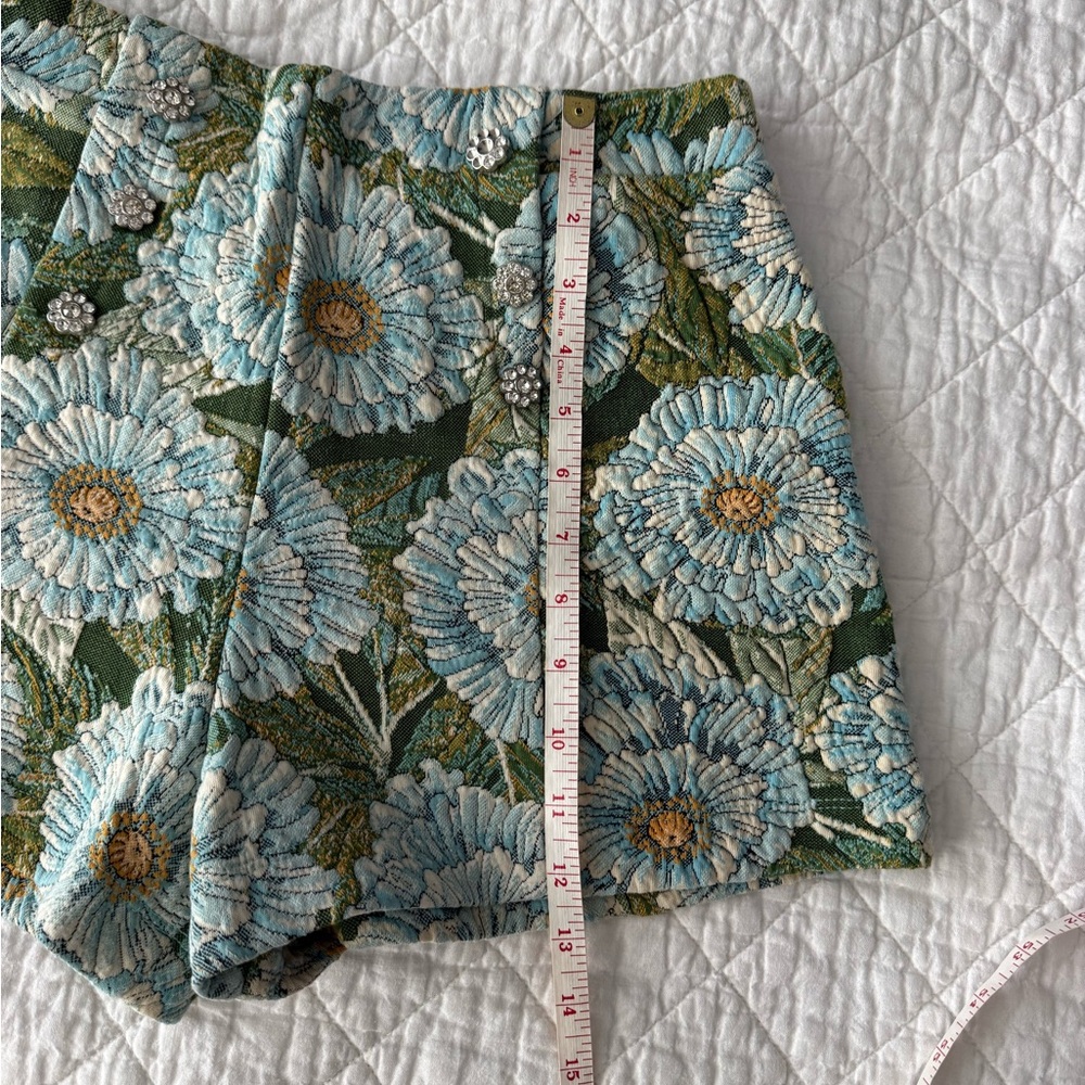 Zara Blue Floral High Waist Women Shorts - Picture 9 of 10